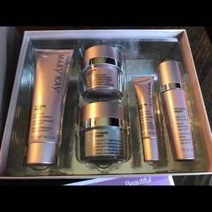 Mary Kay timewise repair set